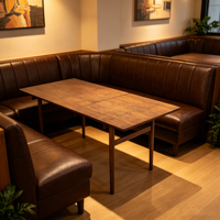 Table à manger extensible vintage en chêne massif, avec pieds droits et fins, longue et rectangulaire, pour la décoration d'un restaurant de style farmhouse