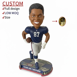 ตุ๊กตาบ็อบเบิ้ลเฮดนักกีฬาเรซิ่นแบบกำหนดเอง รูปปั้นฮีโร่กีฬาส่วนตัว วาดด้วยมืออย่างสมจริง สำหรับสะสมโดยแฟนๆ - Product Image 3