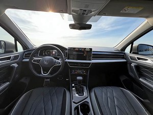 Volkswagen <span class=keywords><strong>Tiguan</strong></span> L <span class=keywords><strong>2022</strong></span> Usado, Modelo 330TSI, Automático, SUV <span class=keywords><strong>de</strong></span> 5 Plazas, Gasolina, Turboalimentado, R19, Volante a <span class=keywords><strong>la</strong></span> Izquierda, Jiben Auto - Product Image 6