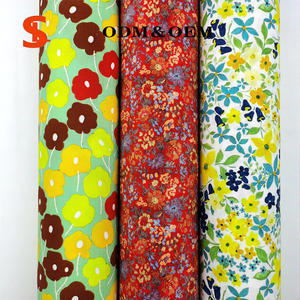 ผ้าฝ้ายออร์แกนิค Liberty ทอลายป๊อปลิน พิมพ์ลายดอกไม้เล็กๆ สีเขียวอ่อน น้ำหนักปานกลาง เหมาะสำหรับชุดกระโปรงเด็กผู้หญิง - Product Image 1