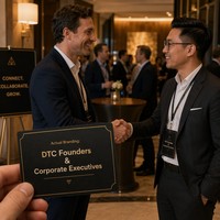 Carte de visite de luxe personnalisée Sunto en papier épais avec bord doré |   Coton 600 g/m² + Feuille d'or + Bordure dorée véritable DTC Founders Corporate