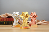 Trophée de champion de trophée de football de galvanoplastie de résine avec le trophée de tireur du meilleur joueur créatif peut être utilisé comme cadeau souvenir