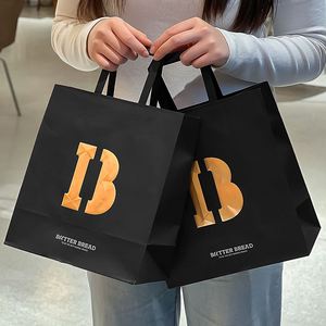 Bolsa de Papel Kraft Biodegradable Personalizada con Logotipo Estampado en Caliente para Panadería, Comida para Llevar, con Asas Planas - Product Image 2