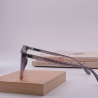 Lunettes optiques carrées haut de gamme nouveau modèle TR90 cadre Spectacle à la mode pour lire l'ordinateur commande en ligne personnalisée
