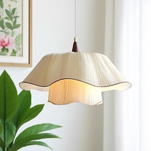 โคมไฟแขวนผ้าสไตล์วินเทจสุดหรู พร้อมจีบระบายทรงกลม ใช้หลอดไฟ LED E27 สำหรับบ้าน ห้องนอน ห้องรับประทานอาหาร - Product Image 4