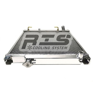 Radiatore da corsa a 2 file in lega di alluminio per <span class=keywords><strong>Suzuki</strong></span> <span class=keywords><strong>Grand</strong></span> <span class=keywords><strong>Vitara</strong></span> 2.0 1995 ingrandimento della dissipazione del calore della velocità dell'<span class=keywords><strong>auto</strong></span> - Product Image 3