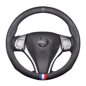 Funda para Volante de Coche de Color Rojo, Cuero y Fibra de Carbono para Modificación de Automóviles - Product Image 3