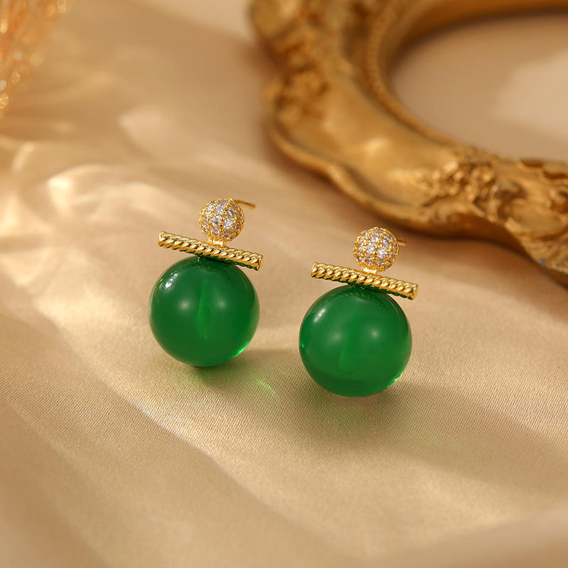 สีเขียว