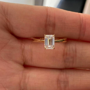 Anillo de Compromiso Solitario de Diamante Cultivado <span class=keywords><strong>en</strong></span> Laboratorio con Corte Esmeralda <span class=keywords><strong>en</strong></span> Oro Sólido de 14K, Color E, Certificado IGI, Unisex, HUA CAN - Product Image 5