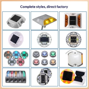 Marqueurs routiers surélevés et goujons souterrains réfléchissants solaires en plastique résistant à la pression et à l'usure IP68 (simple/double face) - Product Image 3