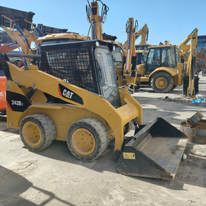 Minicargadora Caterpillar Usada Cat 246B en Buen Estado con Componentes Principales: Motor, Bomba, Caja de Cambios, Rodamientos - Product Image 5