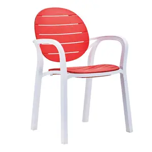 Sillas poltrona de jantar moderno e preço barato cadeiras de plástico novos produtos stripe rodada lua de volta ao ar livre empilhável restaurante chai