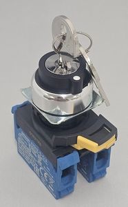 Selector PLC A22NK 3RM 01GA G101 de 22 Teclas, Tipo de Liberación de Posición Izquierda/Derecha, 2NO A22NK 3RM 01GA G101 - Product Image 1