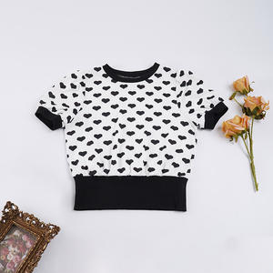 เสื้อยืดทรงปกติ ผ้าถักเนื้อนุ่ม ลายหัวใจตัดสี ดีไซน์เน้นเอว ผลิตจากวัสดุรักษ์โลก พิมพ์ลายดิจิทัล ระบายอากาศได้ดี เหมาะสำหรับใส่ลำลองในฤดูร้อน - Product Image 6