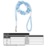 Laisse pour animaux de compagnie tressée à la main avec motif floral, laisse de promenade personnalisable pour chien et chat, accessoires pour animaux de compagnie doux et durables de style macramé