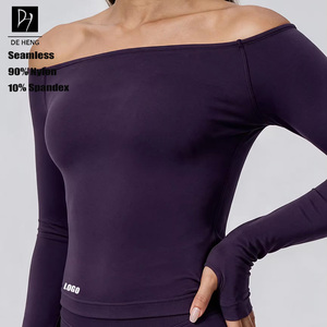 Haut de yoga sans couture extensible à manches longues pour femme avec logo personnalisé, haut de sport respirant à épaules dénudées avec trou pour le pouce - Product Image 1