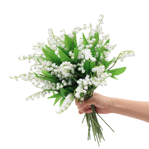 Vendita Diretta dalla Fabbrica Bouquet di Fiori Artificiali Realistici Campanula Bianca Mughetto per Matrimonio Festa della Mamma Natale Capodanno - Product Image 1