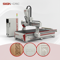Machine de fraisage CNC à 4 axes pour le travail du bois A8-1325-L8 avec tête pivotante rotative pour la fabrication de portes en bois