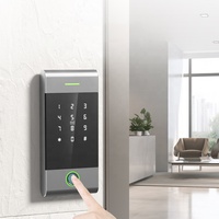 Lecteur de contrôle d'accès intelligent pour porte de bureau populaire 13,56 kHz Bluetooth TTlock App, lecteur de carte NFC, interphone de porte avec clavier numérique