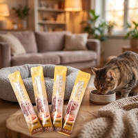 Flinnie Factory OEM/ODM Bâtonnets de thon et poulet pour chat 15g, riche en viande, sans céréales, sans OGM, qualité supérieure, friandises humides vitaminées pour chat