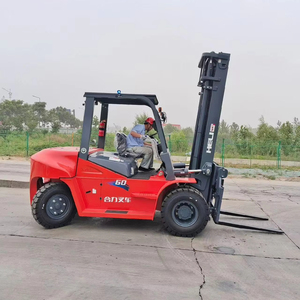 Llanta para Carretilla Elevadora Diésel 2500kg TCM, Rodamiento de Cilindro Hidráulico 4x4 de Tambor - Product Image 1