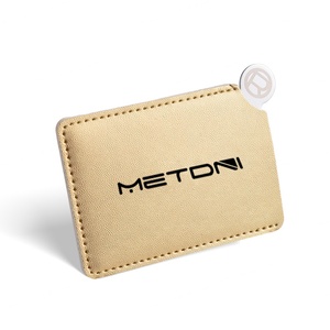 Espejo de Bolsillo Metálico Duradero con Logotipo Grabado Láser Personalizado y Funda de PU - Product Image 4