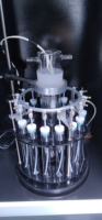 Réacteur photochimique à l'échelle du laboratoire en verre de quartz personnalisé, avec moteur de mélange central et contrôle continu du débit de gaz