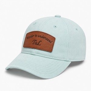 Gorra de Béisbol Ajustable de Sarga de Algodón con Parche de Cuero Grabado Personalizado con Puntos Vintage T&L - Product Image 1