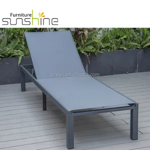 Chaises Sunbed Abu-abu Luar Ruangan Anti Memudar Semua Cuaca Kursi Malas Lipat Bingkai Aluminium Daybed