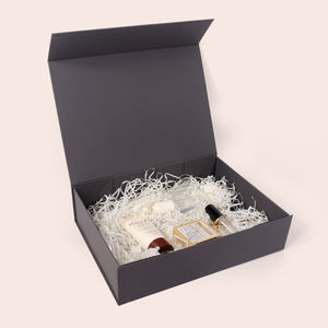 Boîte cadeau cosmétique de luxe en papier kraft carré avec fermeture magnétique pliable, matériaux recyclés écologiques - Product Image 5