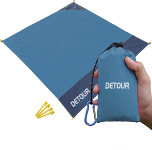 Draagbare Mini Lichtgewicht Nylon Strand <span class=keywords><strong>Mat</strong></span> Waterdicht En Zand-Vrij Custom Stranddeken Met Logo Voor Outdoor Camping Picknicks - Product Image 1