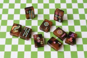 Jeu de Mahjong américain en acrylique brun à 4 couches avec 180 tuiles - Product Image 5