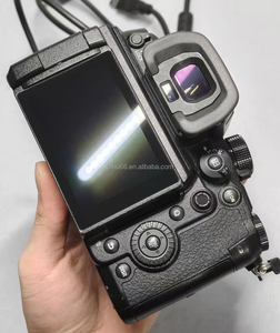 กล้องดิจิตอลมิเรอร์เลส LUMIX <span class=keywords><strong>GH6</strong></span> รุ่นใหม่ ของแท้ ความละเอียด 25MP เซ็นเซอร์ CMOS Four Thirds ถ่ายวิดีโอ 4K ราคาประหยัด พร้อมการ์ด SD และแบตเตอรี่ลิเธียม - Product Image 1
