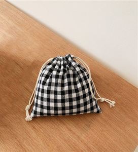 New Arrival Eco-Friendly Linen Fabric Drawstring Storage Pouch Multi Colors <b>Small</b> <b>Gift</b> <b>Bag</b> - Product Image 2