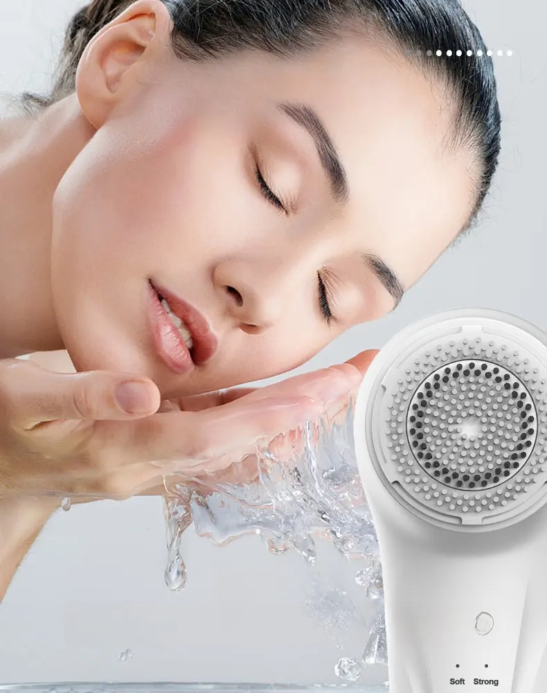 Instrumento de limpieza facial Dispositivo sónico para eliminar espinillas Máquina desmaquillante impermeable recargable Cepillo de limpieza facial