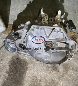 Transmission manuelle à cinq vitesses d'occasion adaptée à la boîte de vitesses Honda RD5 Boîte de vitesses d'occasion d'origine de haute qualité - Product Image 2