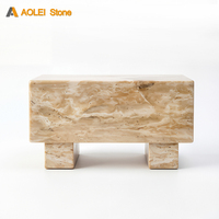 Socle en marbre travertin beige de style Wabi-Sabi de luxe, idéal pour la décoration intérieure, les meubles de salon et la décoration de villa