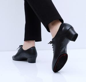 Chaussures de <span class=keywords><strong>danse</strong></span> classiques blanches pour hommes, en cuir souple, semelle en daim à deux points, confortables, noires, pour entraînement et <span class=keywords><strong>danse</strong></span> latine. - Product Image 2