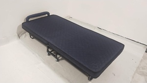 Lit pliant haute qualité et <span class=keywords><strong>confortable</strong></span> lit <span class=keywords><strong>d</strong></span>'<span class=keywords><strong>appoint</strong></span> à roulettes avec matelas en mousse pour hôtel maison - Product Image 4