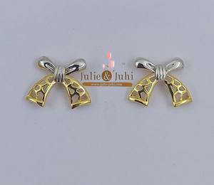 Boucles d'oreilles clous pour femme en or 22 carats avec un magnifique éclat jaune rhodié, design classique élégant, bijoux de mode légers - Product Image 1
