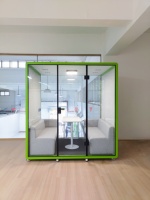 Cabine de bureau acoustique moderne personnalisable pour 4 personnes, insonorisée, avec écran LED et air frais, idéale pour usage en centre commercial intérieur