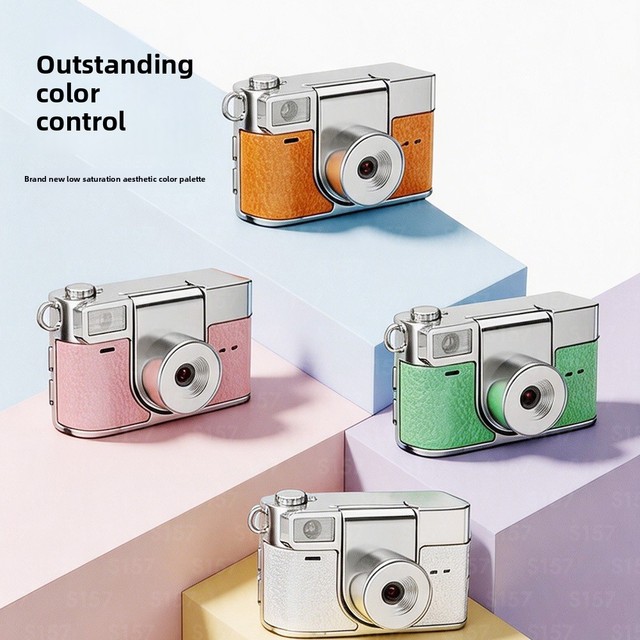 New Vintage Mini CCD Camera Compact Portable HD Photography Camera Lightweight Pocket Digital Camera Ideal Gift for Students