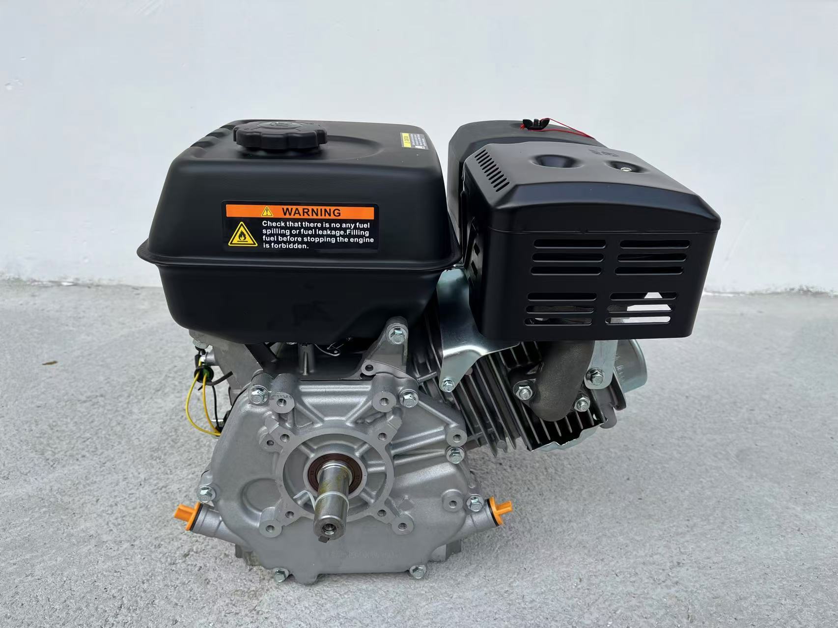 ガソリンエンジン LONCIN 420cc 動作未確認 ジャンク 発動機 Loncin 