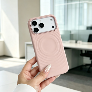 Coque de téléphone en silicone liquide à motif ondulé S038, étui magnétique pour iPhone 15 16 17 Pro Max, Capa De Celular en silicone - Product Image 1