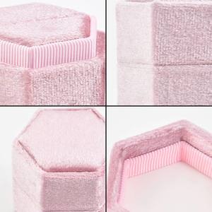 Basso Moq 2 pz esagonale scatola di anello di velluto all'ingrosso Logo personalizzato 3 slot scatola di anelli portagioie per donne - Product Image 4