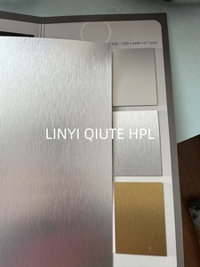 Láminas Decorativas de Laminado HPL Remica Serie Metal, Diseño Moderno, Resistentes al Agua, Ignífugas, Marca Qiute, <span class=keywords><strong>Precio</strong></span> de Fábrica, <span class=keywords><strong>Formica</strong></span> Dorada - Product Image 3