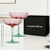 Ensemble de verres à cocktail et à dessert en cristal sans plomb, de forme florale créative, de style vintage européen, faits à la main, avec bâtonnets à cocktail, dans un coffret cadeau