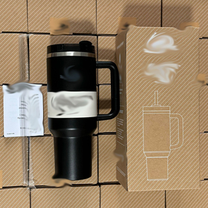 <span class=keywords><strong>Tazza</strong></span> <span class=keywords><strong>di</strong></span> <span class=keywords><strong>caffè</strong></span> in paglia per auto in acciaio inossidabile da 40oz <span class=keywords><strong>tazza</strong></span> antigoccia a doppia parete con coperchio della maniglia - Product Image 5