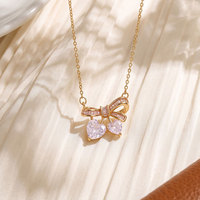 Collier pendentif cœur avec nœud papillon pour femme - Chaîne ras du cou en zircon cubique de luxe léger, bijou de mode polyvalent, cadeau pour elle