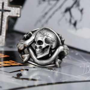 Bán Buôn Người Đàn Ông Độc Đáo Của Gothic Hip-Pop Skull Bạc Nhẫn Đen Rhodium Mạ Punk Thời Trang Mát Mẻ Vòng Cho Người Đàn Ông - Product Image 4